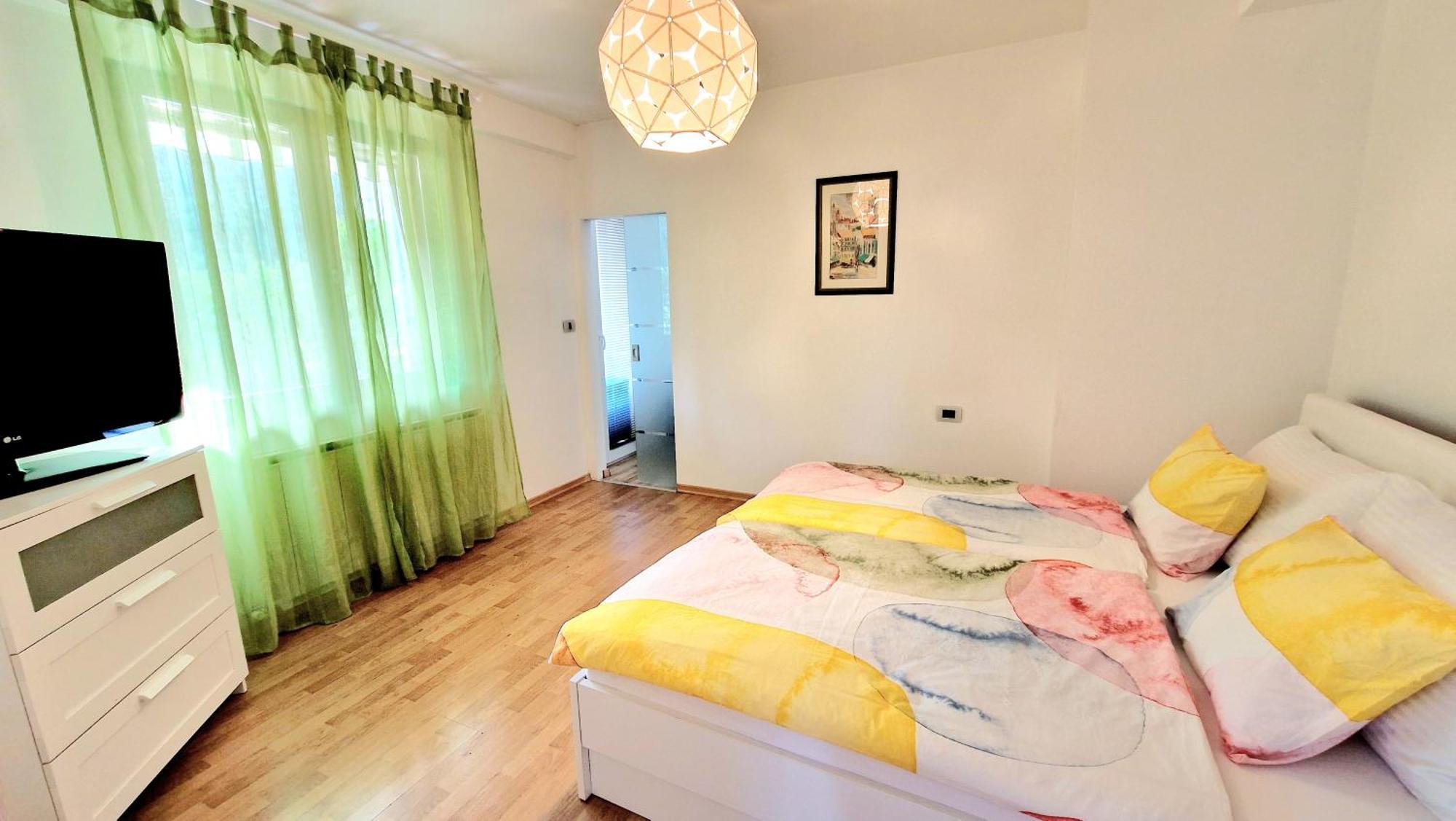 Secret Garden Apartman Črni Kal Kültér fotó